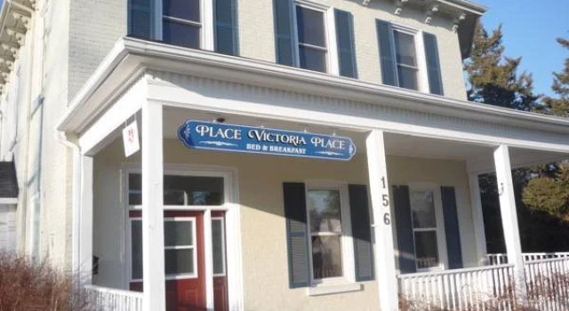 Place Victoria Place Bed & Breakfast, Varaa Hotelli  