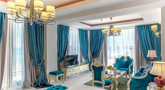 Апартаменты Дуплекс Phoenicia Royal Hotel