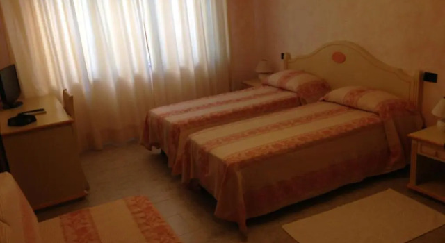 Hotel Monreale, Забронировать Отель Отели Южной Сардинии с парковкой, Парковка