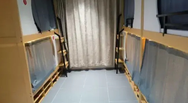 Мужская капсула Lianhua Zhishang Hotel