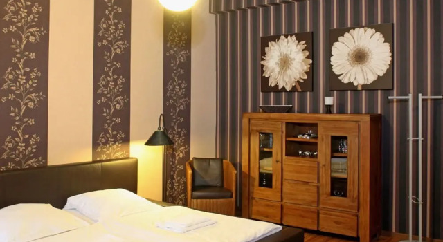 Schl Terstrasse Berlin, Rezervasyon Otel Charlottenburg Berlin, Berlin Alman Operası yakınında