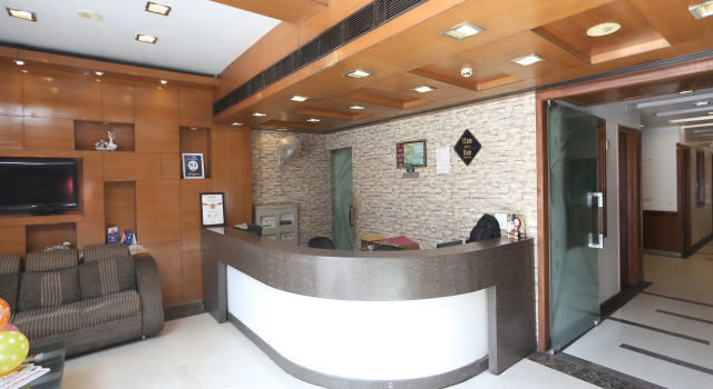 OYO 22398 Premium, Забронировать Отель Гургаон Gurgaon Region, рядом с Motorola Solutions India