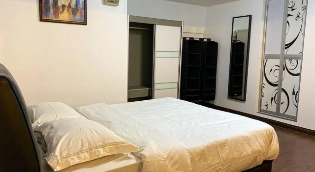 2flr Apartment at Empire Subang Jaya includes WiFi