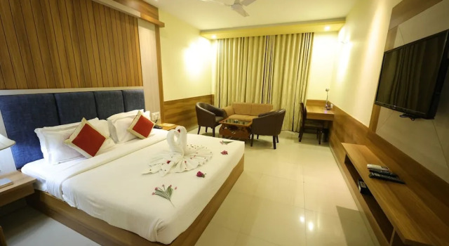 Hotel Kaushal International, Забронировать Отель Отели штата Раджастхана 4 звезды, 4*