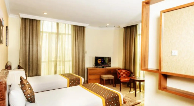 Люкс Bravo Royal Hotel Suites