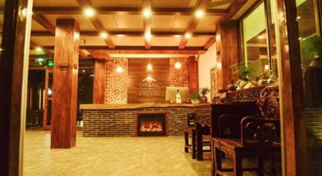 Lijin Resort Hotel, Забронировать Курортный отель Курортные отели Лицзян, рядом с Улица Сквер-стрит Древнего города Шухэ, Курортный отель