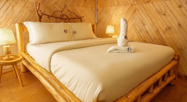 Bunyonyi Luxury Resort