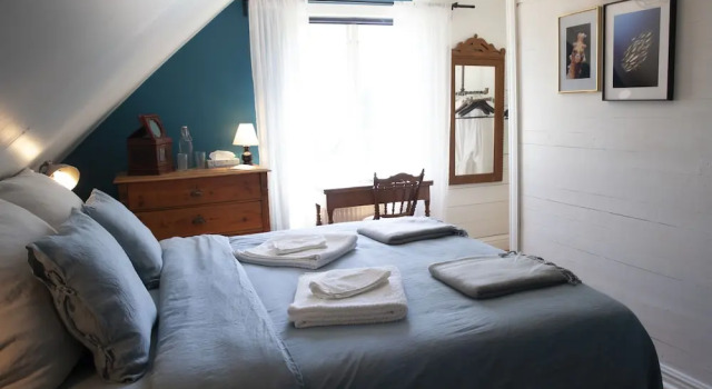 Three Pheasants Boutique B&B, Book Bed and Breakfast Ekeby Gotland