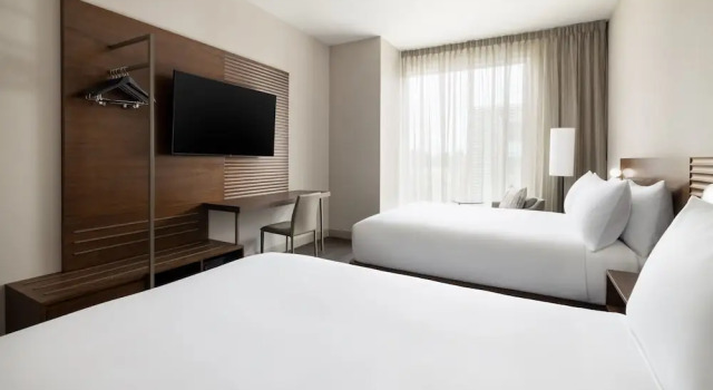 Четырёхместный номер Standard AC Hotel By Marriott Newtown Square