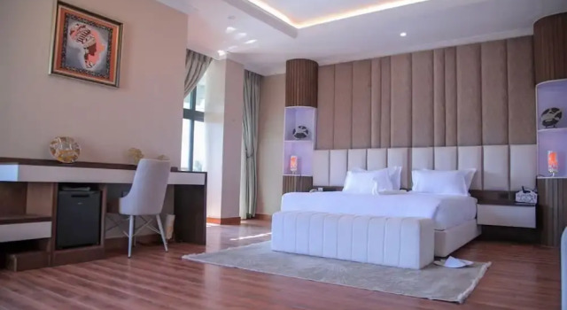 naflet hotel, Забронировать Отель Адама 
