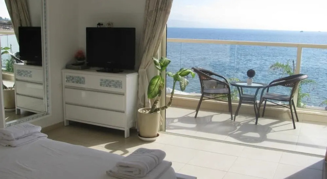 Двухместный номер Deluxe c 1 комнатой рядом с пляжем Coral Beach Pearl Guest House