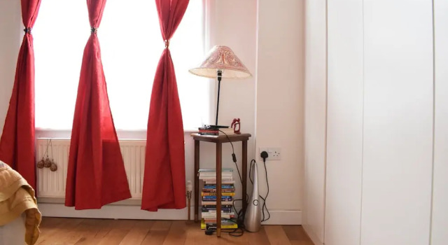 South London Flat With Balcony