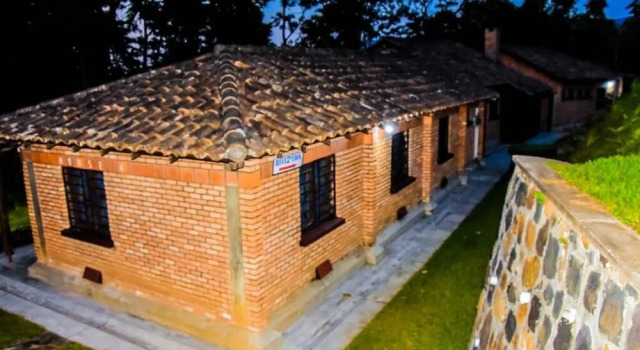 Gisakura Guest House, Book Guesthouse Hotels in Gafunzo with Parking, Parking
