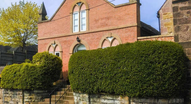 The Old Temperance Hall, Book Feriehus Foxt Staffordshire