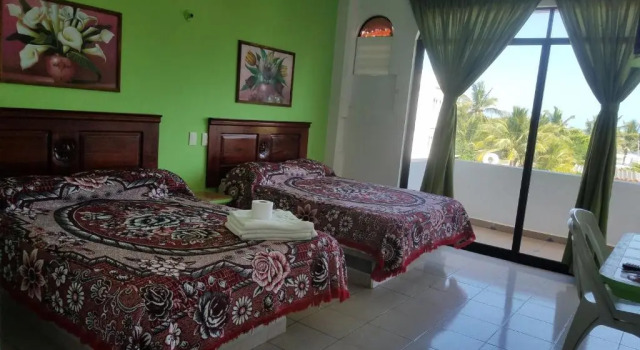 Четырёхместный номер Standard Hotel Real Del Quijote