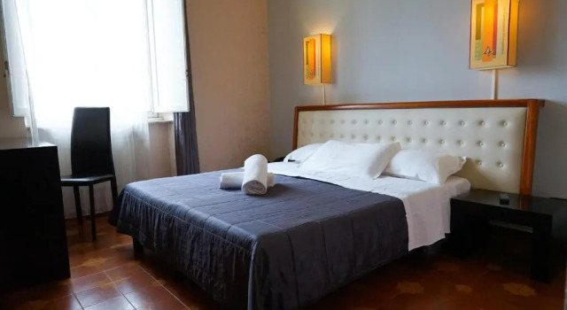Roma Room
