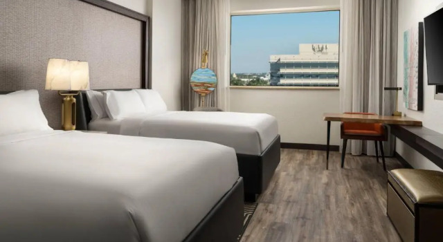 Четырёхместный номер Standard Renaissance Fort Lauderdale West Hotel