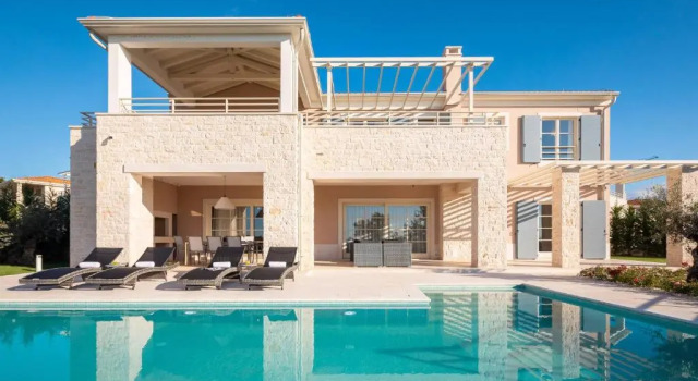 Вилла Deluxe Villa Alicia by ILC