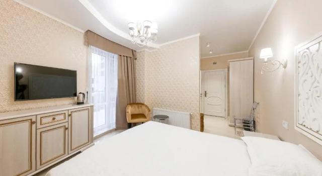 Arcadia Gold Apartments