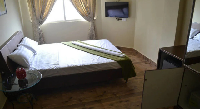 Manar Suites, Rezerwuj Hotel Hajdarabad 
