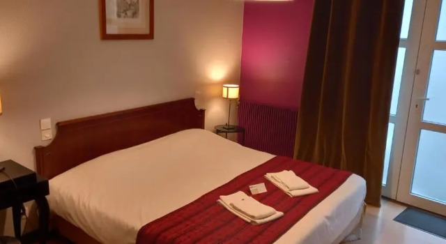 Номер Economy Brit Hotel Comtes De Champagne - Troyes Centre Historique