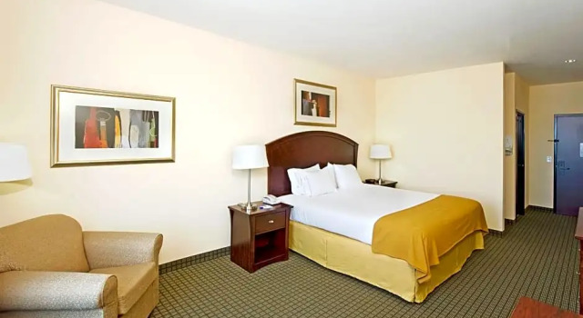 Люкс Deluxe Holiday Inn Express & Suites Willcox by IHG