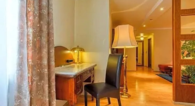 Четырёхместный номер Standard Quality Hotel Bavaria Superior