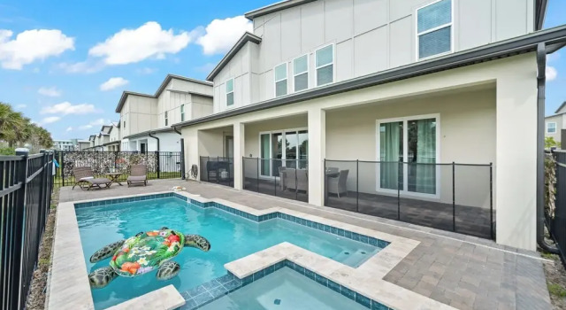 Коттедж 390 Strand Drive