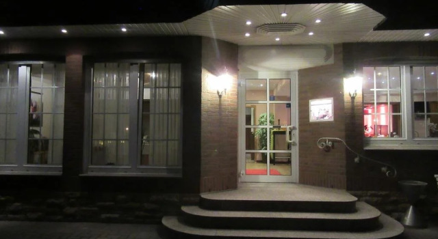 Hotel Rose - Gratis Parken, Забронировать Отель Георгсмариенхютте Osnabrücker Land