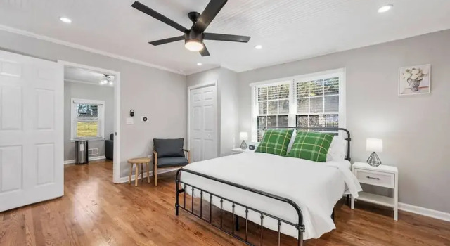 Private 1BR Cottage In Downtown Historic Norcross, Book Feriehus Sommerhuse i Norcross, Hytte