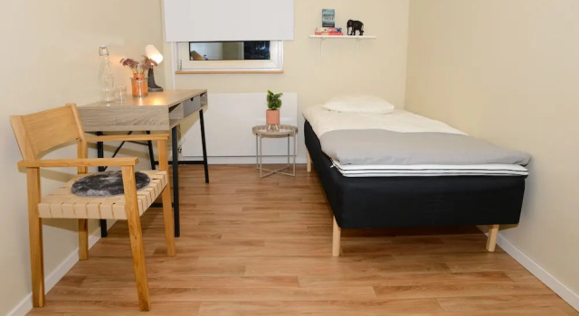 Britz Hostel, Book Hostel  