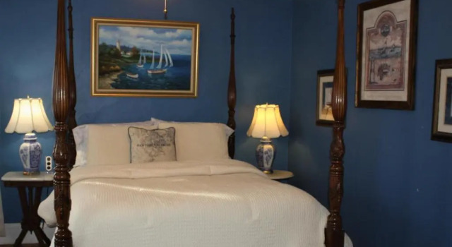 Номер Deluxe Saltair Inn Waterfront B&B