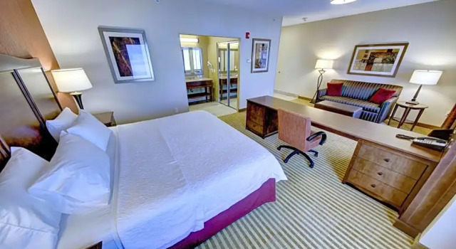 Двухместная студия Premium Hampton Inn & Suites Harrisburg