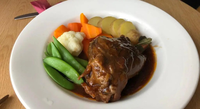 Одноместный номер Standard Richmond Hotel
