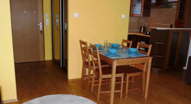 Warszawa Zacisze, Prenota Hotel Targówek 