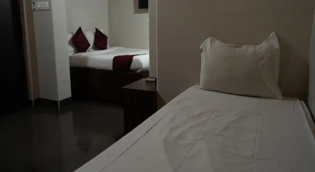 Трёхместный номер Standard Sagar Grand