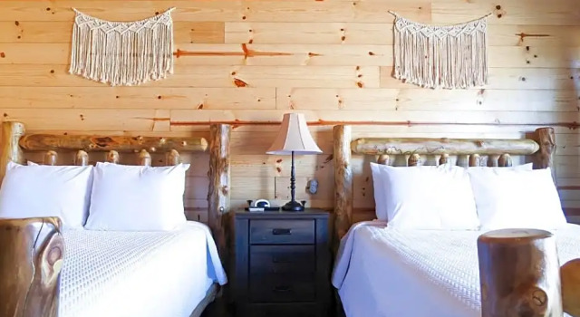 Коттедж Bryce Valley Lodging