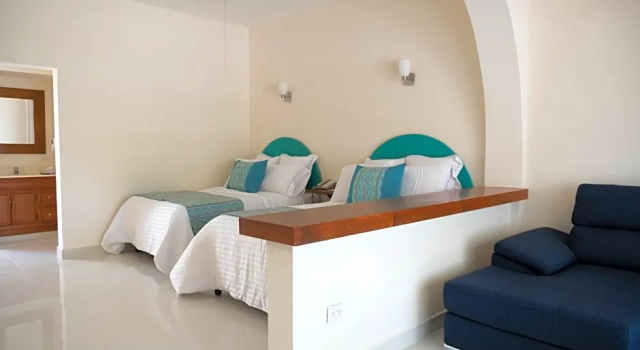 Полулюкс Standard The Westmarine Waterfront Hotel