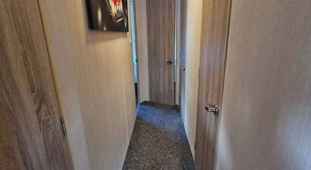 Jayden 3 bed Balcony, Book Feriehus Rhyl 