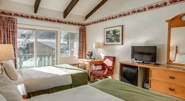 Четырёхместный номер Standard Der Ritterhof Inn
