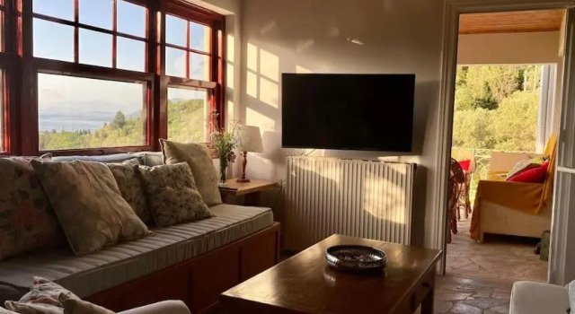 Katouna Home II Σπίτι στην Κατούνα με 4 δωμάτια & πανοραμική θέα, Забронировать Дом для отпуска Отели периферии Ионических островов с парковкой, Парковка