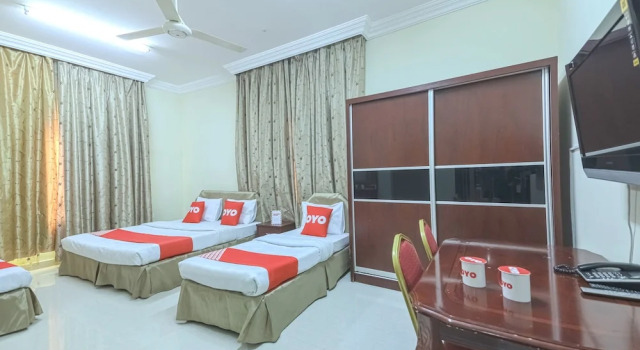 Апартаменты Standard с 3 комнатами Super OYO 111 Al Thabit Hotel