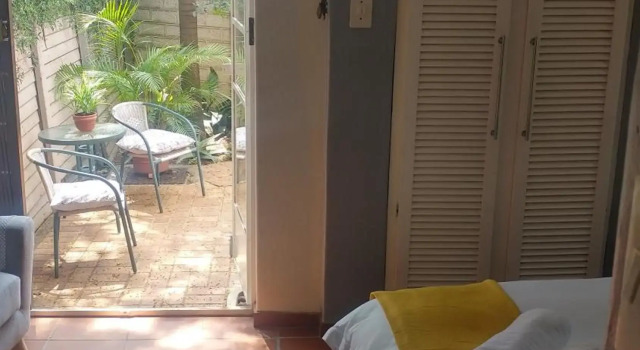Love Joy Peace Cottage, Boek Vakantiehuis  