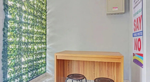 Capital O 92765 J&b Smart Sentul, Book Guesthouse Babakan Madang West Java