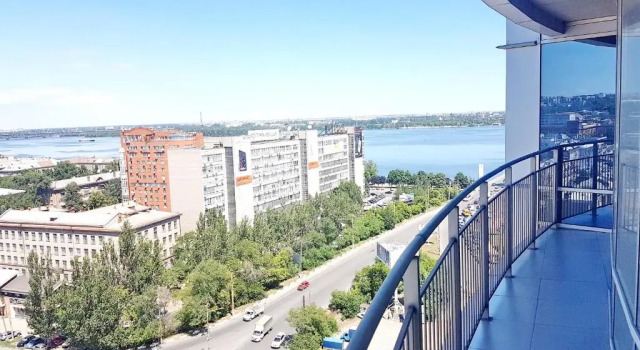 Апартаменты c 1 комнатой с балконом и с видом на реку Best Apartments in Most City, River View