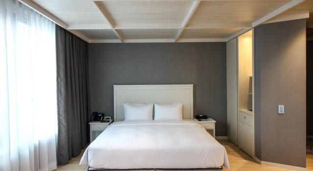 Полулюкс Golden Tulip Ever Yongin Hotel