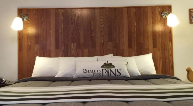 Chalets des Pins, Rezervasyon Şale Rawdon otoparklı oteller, Otopark