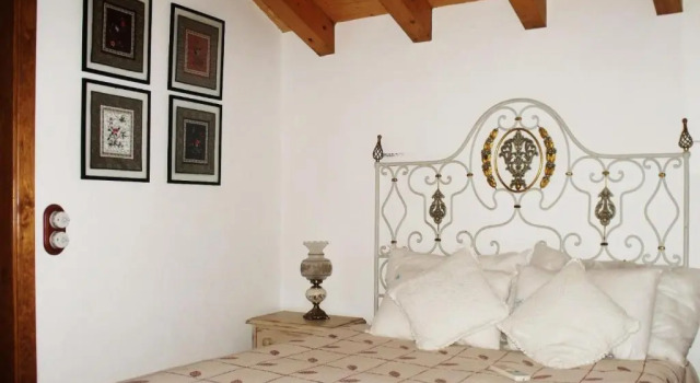 Riverside House, Book Hotel Dornes 