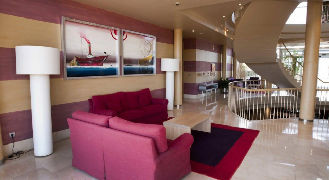 Abba Comillas Golf Hotel, Varaa Hotelli Comillas Cantabria Coast