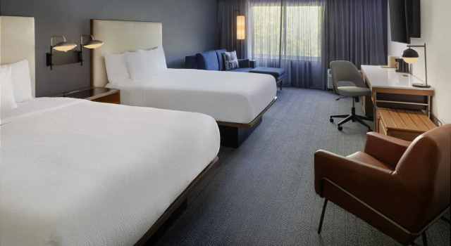 Номер Standard Courtyard Edison Woodbridge